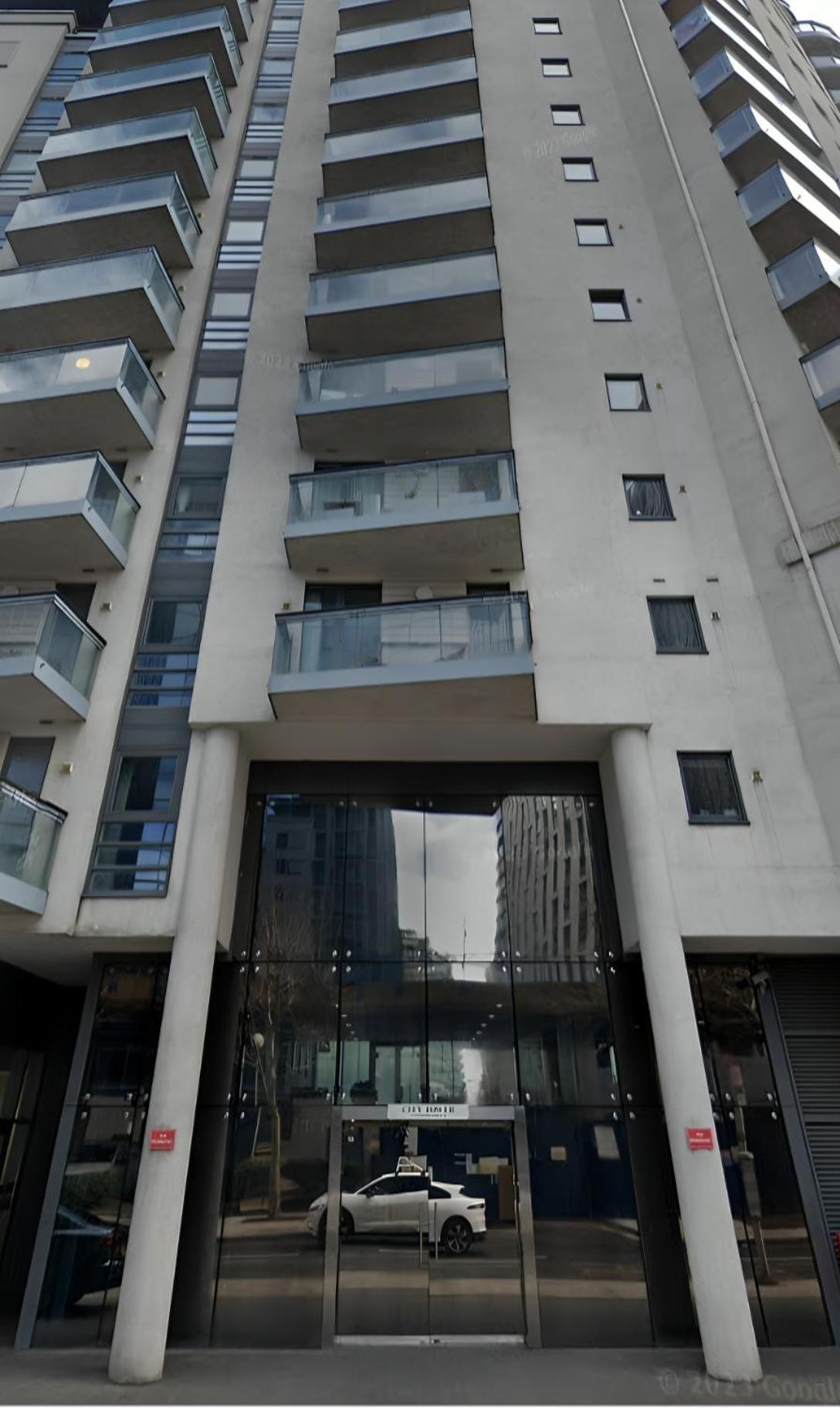 Royal Crossharbour Apartment Londra Exterior foto