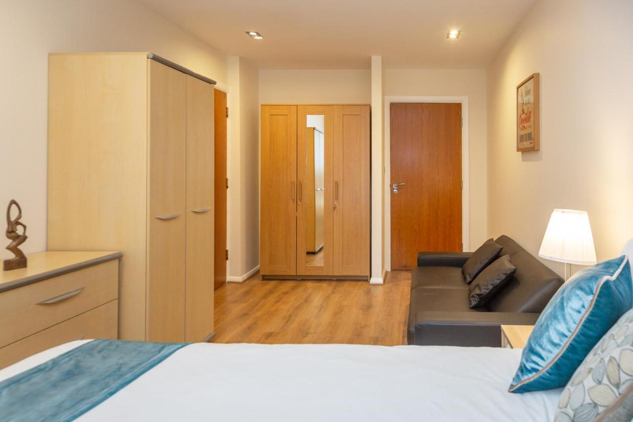 Royal Crossharbour Apartment Londra Exterior foto