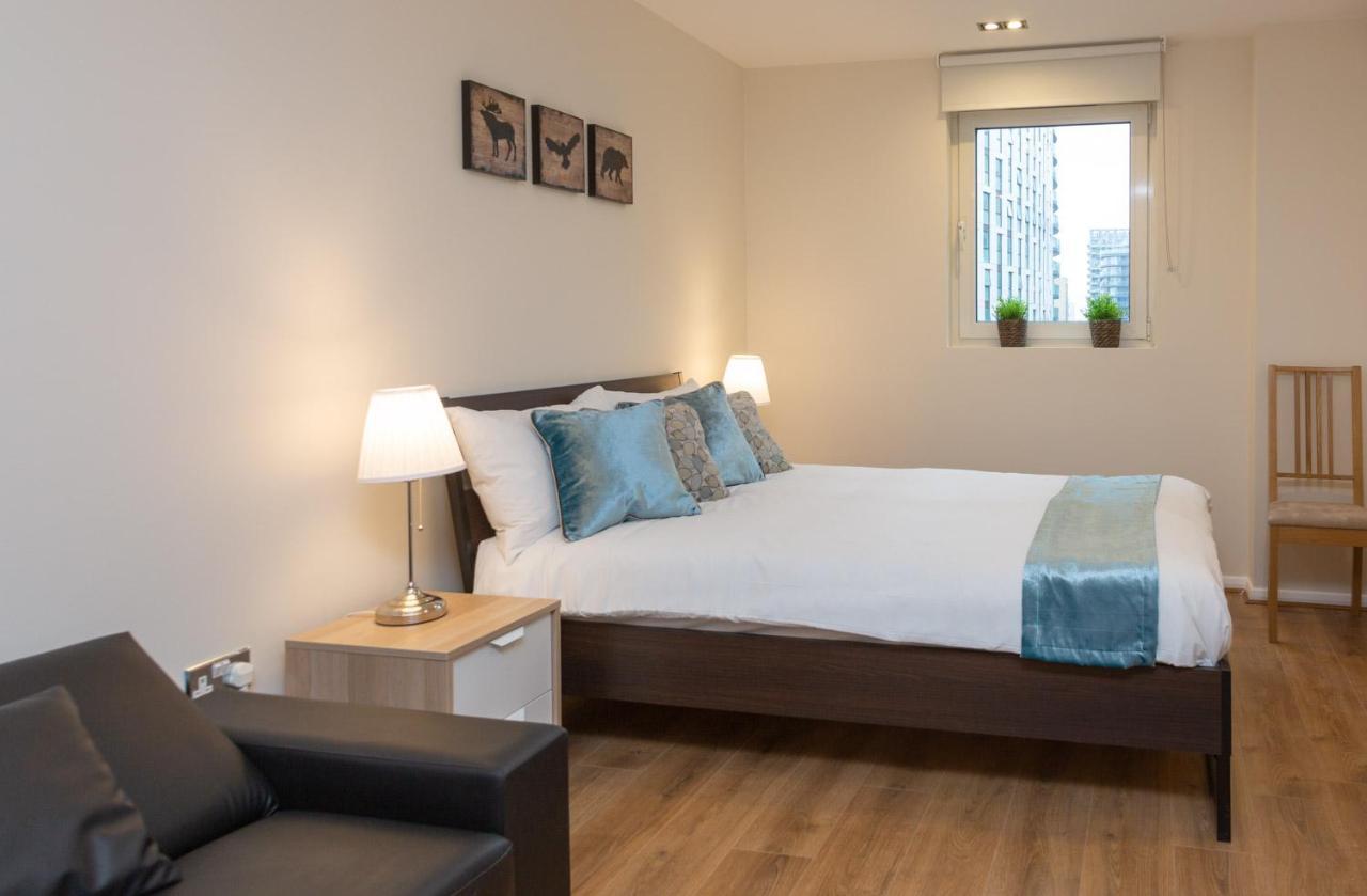 Royal Crossharbour Apartment Londra Exterior foto