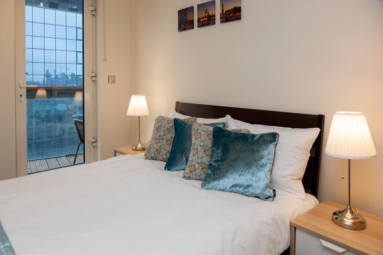 Royal Crossharbour Apartment Londra Exterior foto